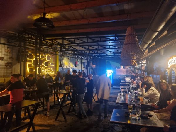 Berlins charmante versteckte Bar