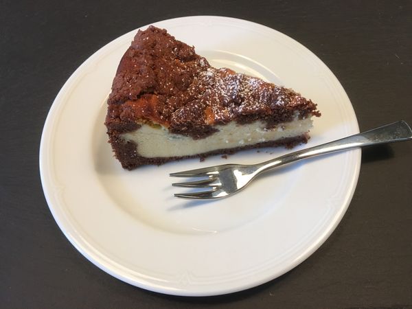 Gemütliches Bauerncafé mit Kuchen