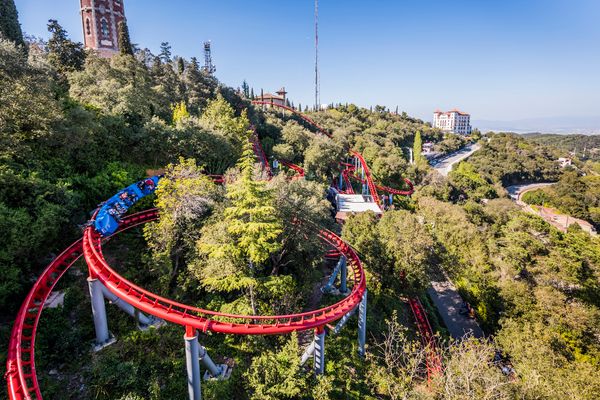 Historischer Vergnügungspark mit atemberaubender Aussicht