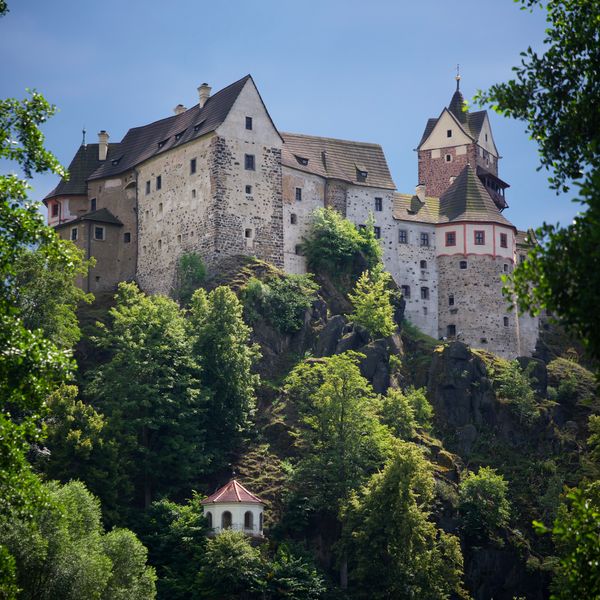 Mittelalterliche Burg mit reicher Geschichte