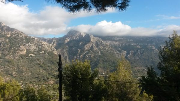 Wandere durch das majestätische Tramuntana-Gebirge