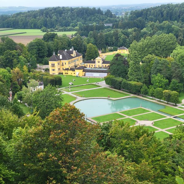 Spaßige Wasserspiele im Schloss Hellbrunn