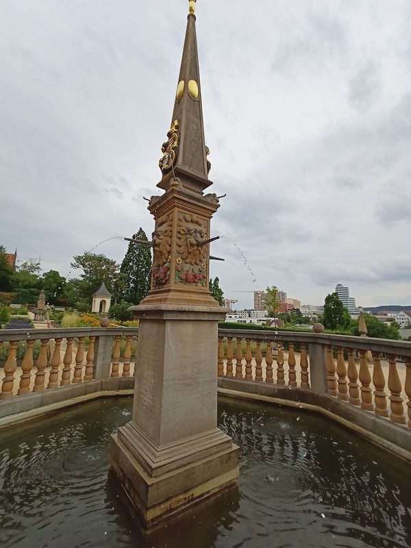 Historische Gartenkunst im Pomeranzengarten entdecken