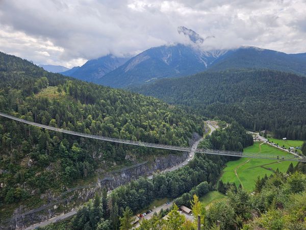 Nervenkitzel auf der längsten Brücke