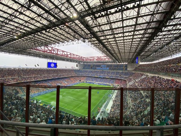 Erleben Sie packenden Fußball
