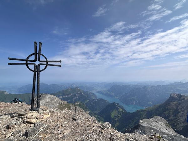 Atemberaubende Bergkulisse erwandern