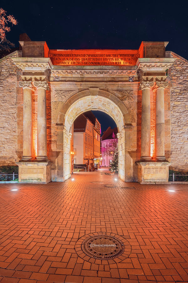 Historisches Tor als Fotospot: Heger Tor