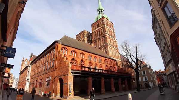 Gotische Pracht im Herzen Stralsunds