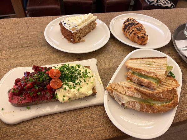 Brotzeit im Herzen Rosenheims