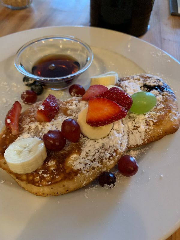 Genießen Sie ein üppiges Wochenend-Brunchbuffet