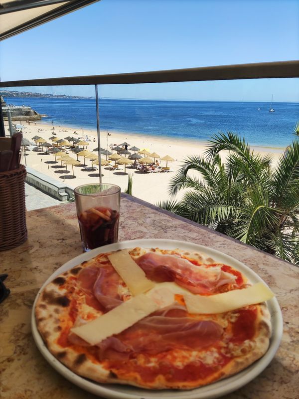 Pizza mit Panorama: Ein kulinarisches Abenteuer in Cascais