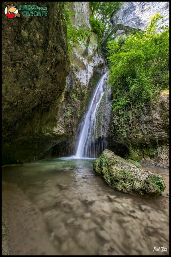 Wandern durch magische Wasserfälle