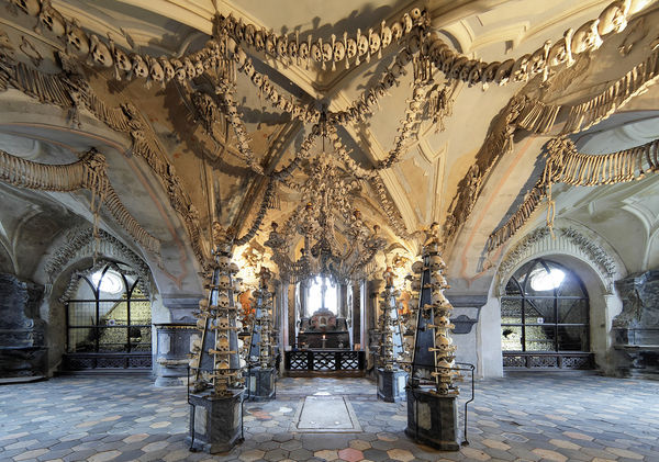 Einzigartige Knochenkirche in Kutná Hora