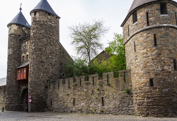 Zeitreise durch Maastrichts Mauern