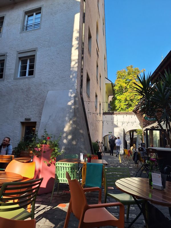 Buntes Treiben in der Altstadt