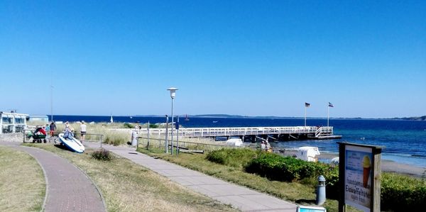 Traumhafte Strände und historische Gutshöfe