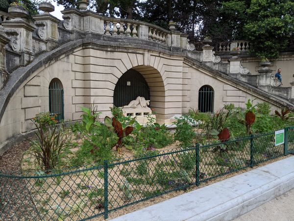 Pétanque in historischem Ambiente