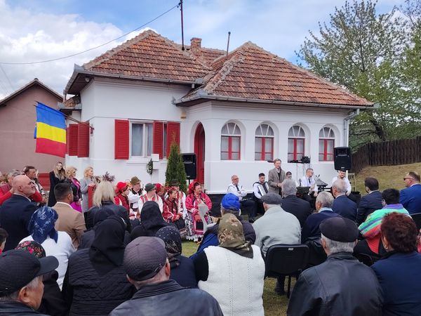 Eintauchen in rumänische Traditionen