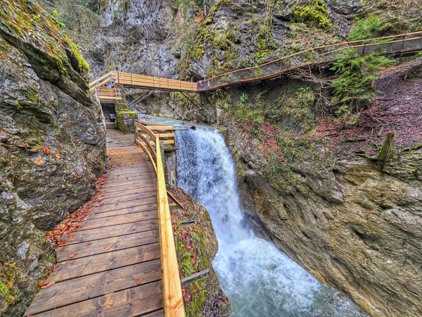 Wandern durch atemberaubende Schluchten