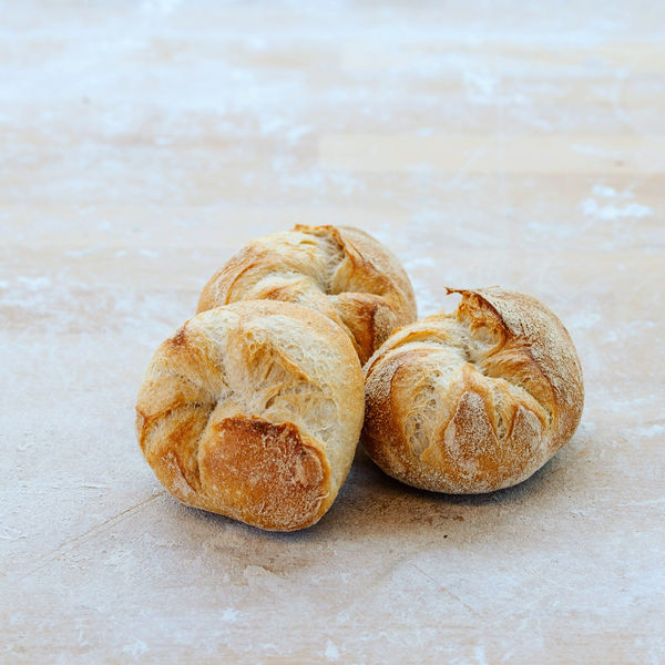 Handgemachtes Brot genießen