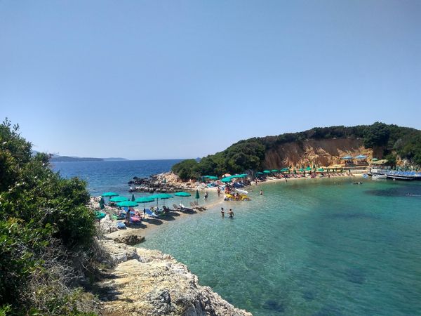 Idyllische Insel mit alter Klosteranlage