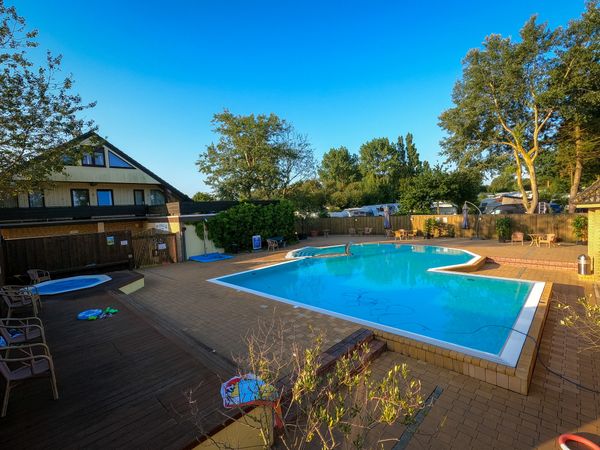 Campingglück mit Meerblick