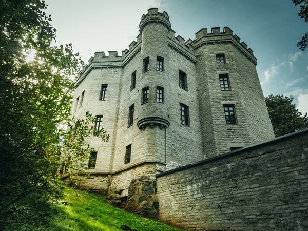 Märchenschloss inmitten der Natur