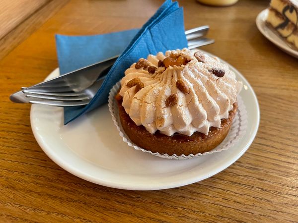 Exquisite Kuchen und Gebäcke