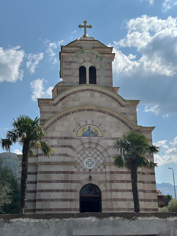 Eines der größten orthodoxen Kirchen