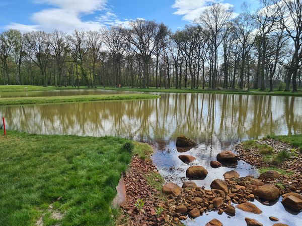 Minigolf-Spaß für Groß und Klein mit spannenden Bahnen