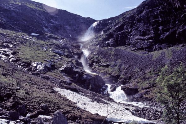 Spektakulärer Wasserfall am Trollstigen