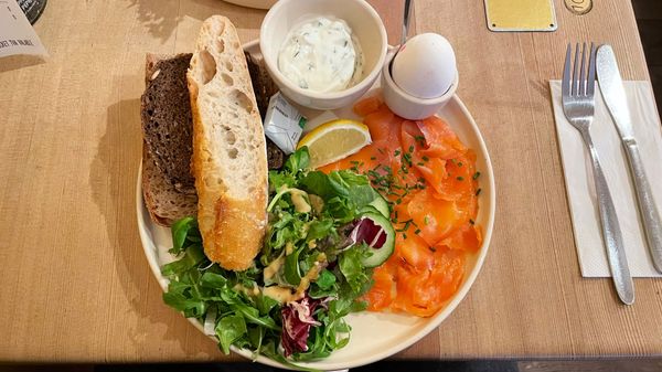 Biologisches Frühstück und Brunch