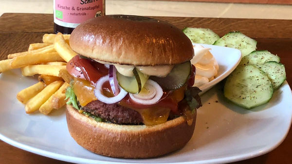 Genieße amerikanische Burger-Kreationen