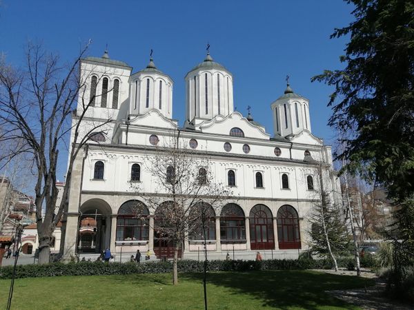 Bewundere die Pracht der Orthodoxen Kathedrale