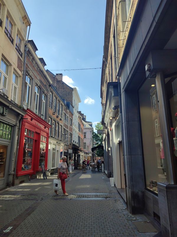 Zeitreise durch Namurs Altstadt