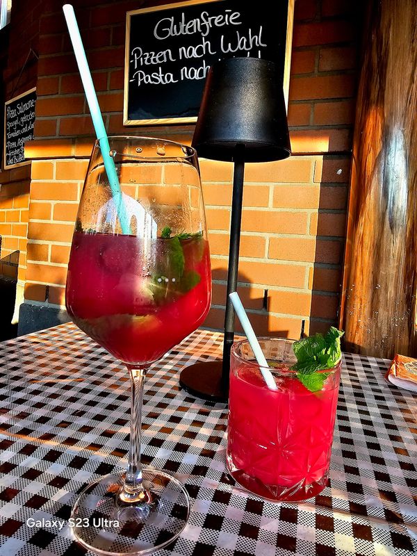 Mexikanische Leckereien und Cocktails am Wasser