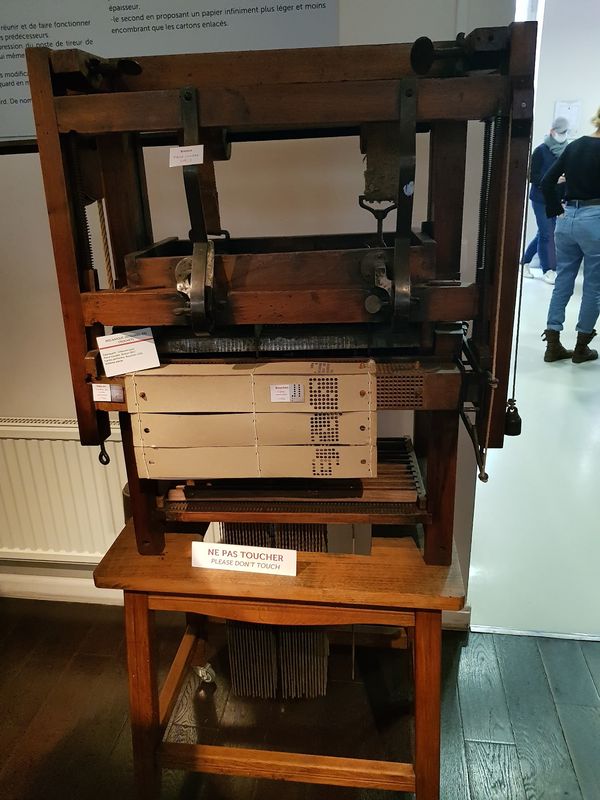 Tauche ein in Lyons Seidengeschichte