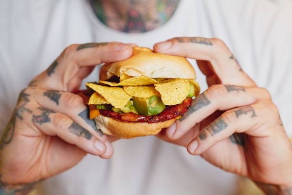 Urbanes Flair trifft auf kreative vegane Burgerkreationen
