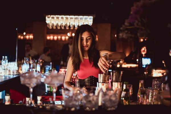 Einzigartige Cocktails & DJ-Partys in Sofia