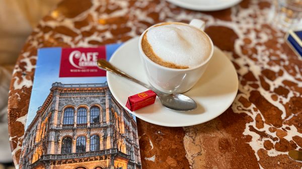 Kaffeehauskultur pur genießen