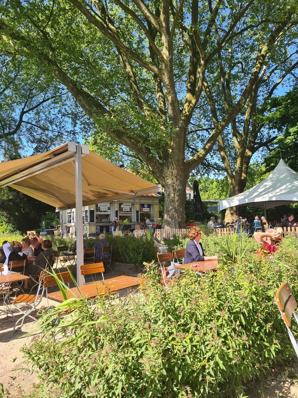 Entspannen im historischen Biergarten