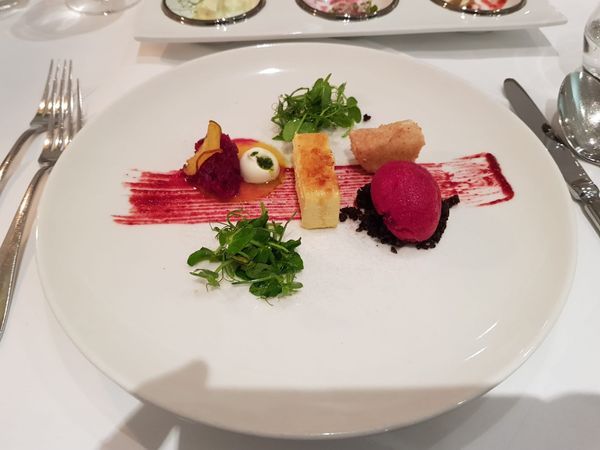 Stilvolles Restaurant mit regionaler Bioküche