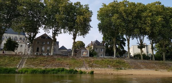 Entspannte Bootsfahrten auf der Loire