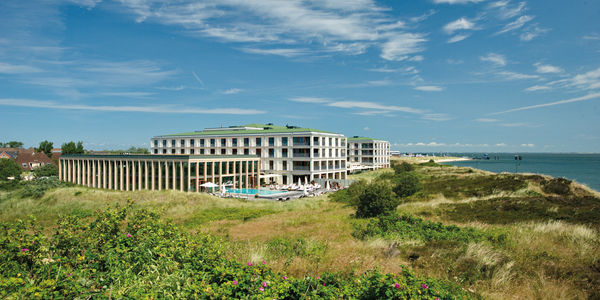 Luxusurlaub mit Blick aufs Meer