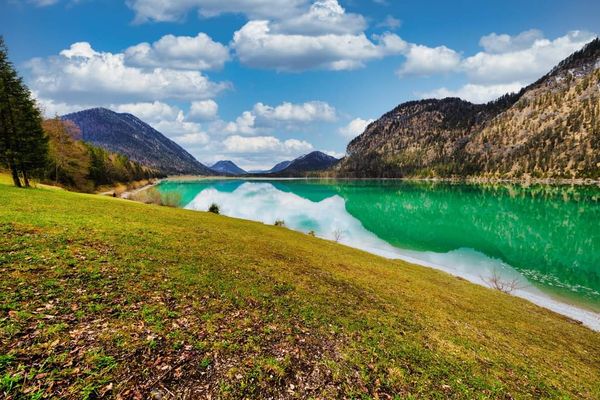Kajakfahren auf dem kristallklaren Sylvensteinsee