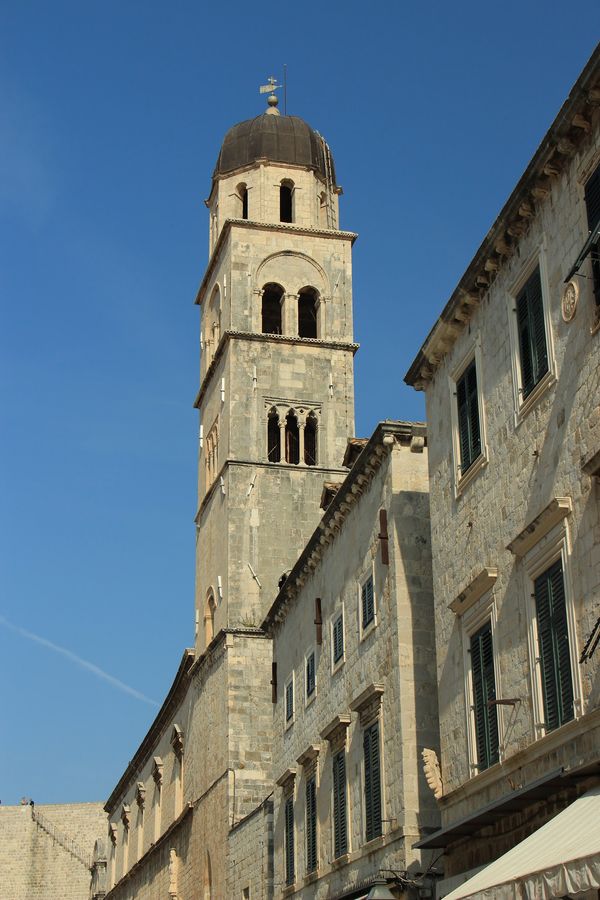 Historisches Kloster mit alter Apotheke