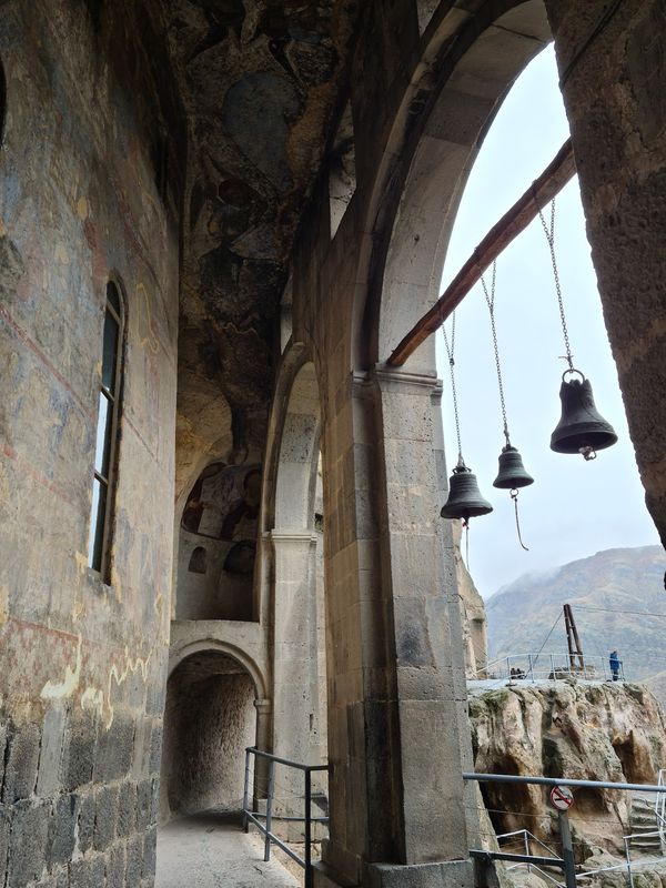 Erkunde die Höhlenstadt Vardzia