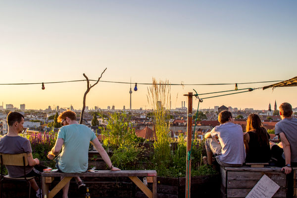 Berlins Dachgarten mit Blick über die Stadt