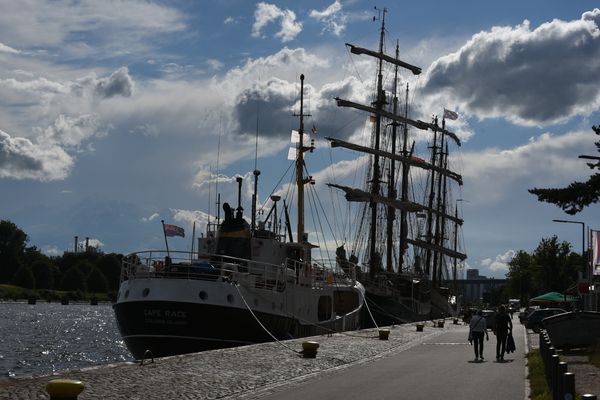 Maritimes Flair am historischen Hafen