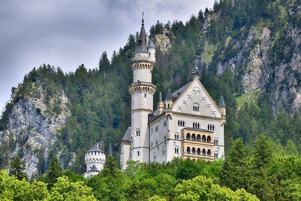 Märchenschloss mit atemberaubender Aussicht